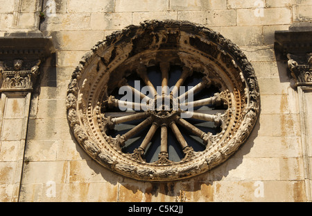 La Croatie. Dubrovnik. Couvent franciscain. 14e siècle. Reconstruite au 17e siècle. Rose. Banque D'Images