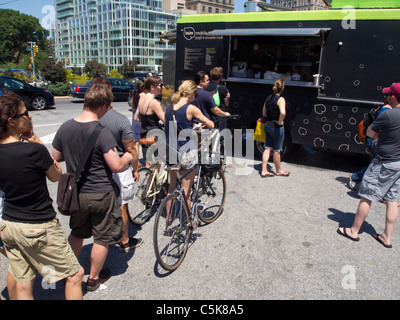 Food Truck Rally, Grand Army Plaza, à Brooklyn, NY, USA Banque D'Images