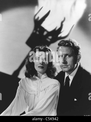 Gardien de la flamme Année : 1942 USA Réalisateur : George Cukor Katharine Hepburn, Spencer Tracy Banque D'Images