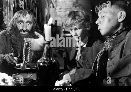 Oliver Twist Année : 1948 Réalisateur : David Lean BRITANNIQUE Alec Guinness, John Howard Davies Banque D'Images