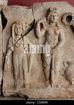 Perge façade Romain Nymphée 2e siècle Eros Trois Grâces Artemis Turquie Banque D'Images