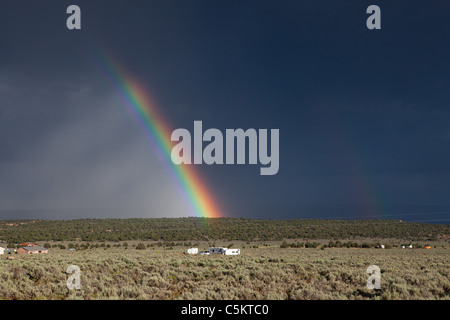 En arc-en-ciel merveilleux désert en Arizona en United States Banque D'Images