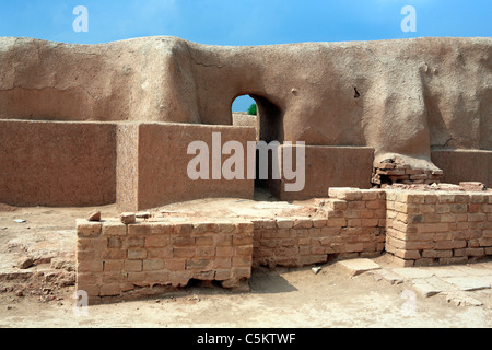 Ziqqurat élamite (13e siècle avant J.-C.), l'UNESCO World Heritage Site, Chogha Zanbil (Tchoga Zanbil), province Khuzestan, Iran Banque D'Images