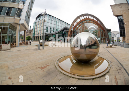 St Paul's Place, le centre-ville de Sheffield, avec les jardins d'hiver Banque D'Images