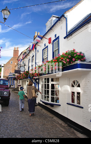 Le restaurant Bluebird, Quay Street, Lymington Quay, Lymington, New Forest District, Hampshire, Angleterre, Royaume-Uni Banque D'Images