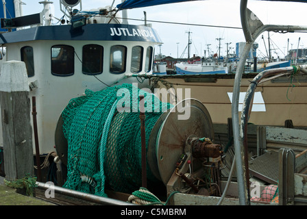 Sur un bateau de pêche Net Banque D'Images