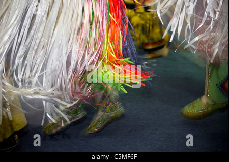 Les danseuses à la Première Nation Tsuu T'ina's Célébration annuelle, à l'ouest de Calgary, Alberta Banque D'Images