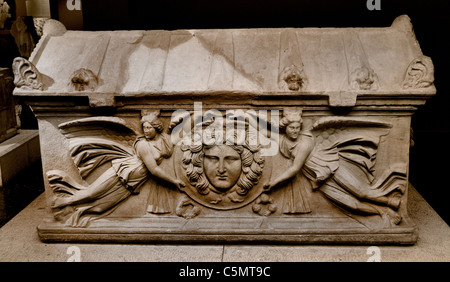 Tombeau sarcophage romain Perge Perge médaillon 2 Cent AD Turquie Banque D'Images