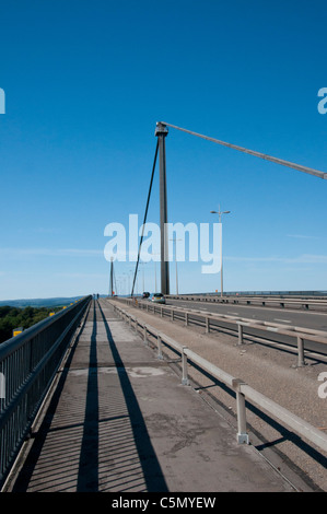 Erskine Bridge traverse sur la Clyde près de Glasgow. Banque D'Images