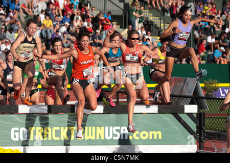 3000m steeple femmes ressortissants USATF Eugene Oregon 2011 image réalisée à partir de la foule Banque D'Images