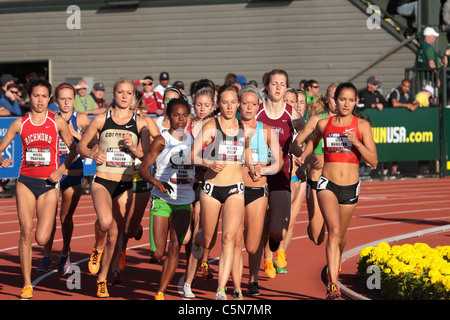 3000m steeple femmes ressortissants USATF Eugene Oregon 2011 image réalisée à partir de la foule Banque D'Images