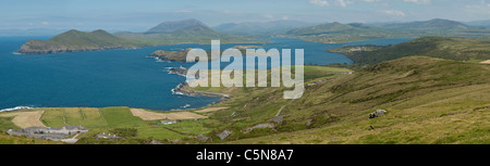 Vu d'un panorama sur la montagne Geokaun Valentia Island Comté de Kerry dans la république d'Irlande Banque D'Images