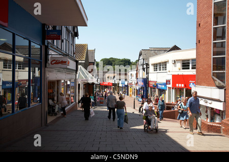 Principale rue commerçante à Northwich Cheshire UK Banque D'Images