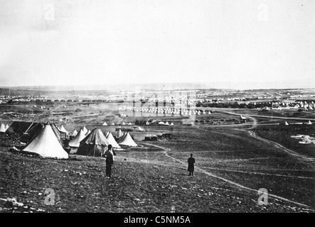 Guerre de Crimée (1853-1856) British tentes devant Sébastopol en 1855. Photo Roger Fenton Banque D'Images