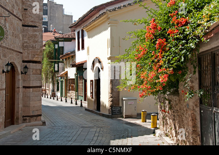 Antalya Turquie street house old town city Kaleici Banque D'Images