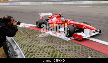 Fernando Alonso (ESP) Ferrari, au cours de la German Grand Prix de Formule 1 au Nürburgring Banque D'Images