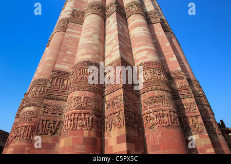 Minaret Qutb Minar (1200), Delhi, Inde Banque D'Images