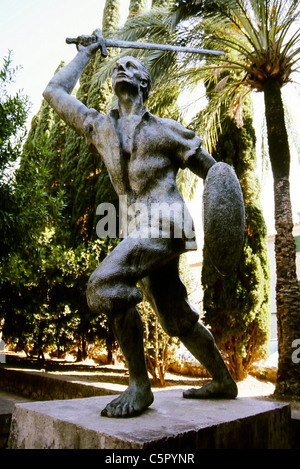 Statue de garçon à l'épée, Majorque, Baléares Banque D'Images