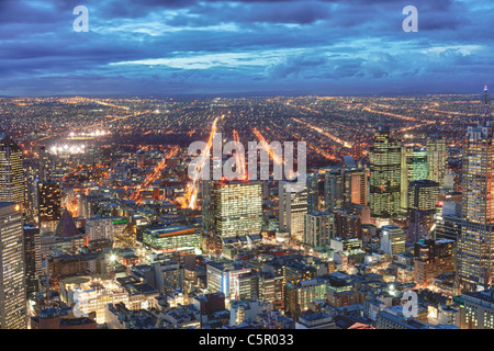 Toits de Melbourne de l'Eureka Skydeck 88 à la tombée de l'Australie Banque D'Images