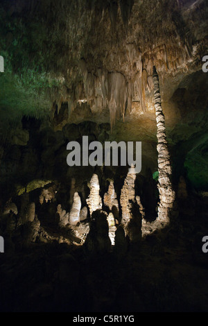 Grotte de l'intérieur, grande chambre formations / Salle de géants, Carlsbad Caverns National Park, New Mexico, United States of America Banque D'Images