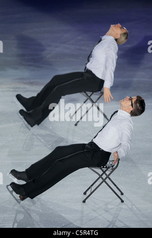 Figure Skating : Sinead Kerr et John Kerr(Fra) d'effectuer pour LOTTE présente l'ICE 2011. Banque D'Images