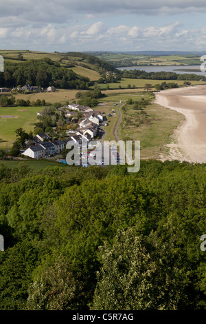 Vue depuis le château normand de la Tywi à l'estuaire en Llansteffan Carmarthenshire, Pays de Galles. Banque D'Images