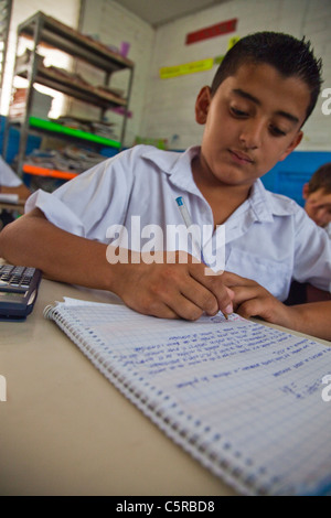 Middle School à Canton La Junta, Comalapa Chalatenango, El Salvador Banque D'Images