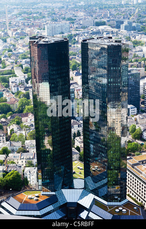 Allemagne, Hesse, Francfort, Avis de tours jumelles de la Deutsche Bank Banque D'Images