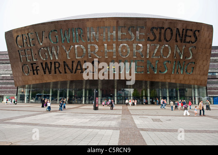 Extérieur de Wales Millennium Centre Cardiff Bay. Banque D'Images