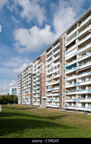 Plattenbau, bâtiment en béton pré-fabriqué, le logement social, propriété résidentielle, Iéna, Thuringe, Allemagne, Europe Banque D'Images