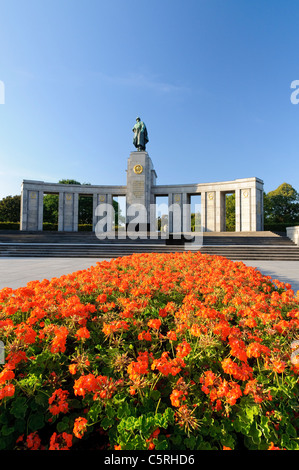 Monument commémoratif de guerre soviétique dans le parc Tiergarten, Berlin, Germany, Europe Banque D'Images