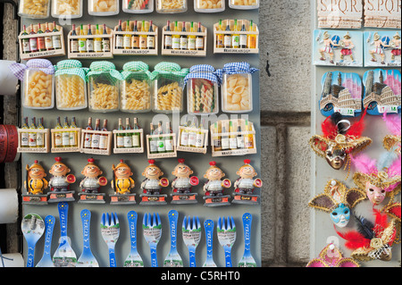 Détail magasin de souvenirs à Rome, Italie. Banque D'Images