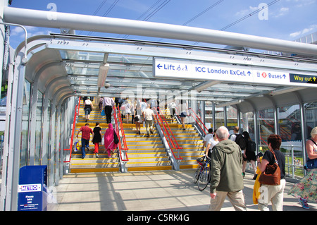 Prince Regent DLR Station, London, London, Greater London, Angleterre, Royaume-Uni Banque D'Images