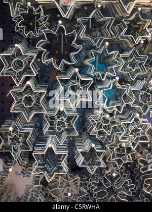 Allemagne, Munich, vue de variété d'un emporte-pièce en forme d'étoile de Noël Banque D'Images