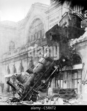 La gare Montparnasse, à Paris. Granville-Paris naufrage Express 22 octobre 1895. Vieux Mur porte le nom de la station Gare de l'Ouest Banque D'Images