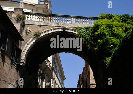 Italie, Rome, via Giulia, arche Farnèse Banque D'Images