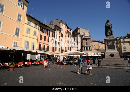 Italie, Rome, Campo de' Fiori, Giordano Bruno Banque D'Images