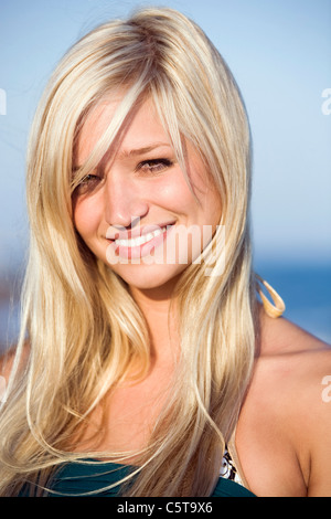 La Turquie, jeune femme, smiling, portrait, close-up Banque D'Images