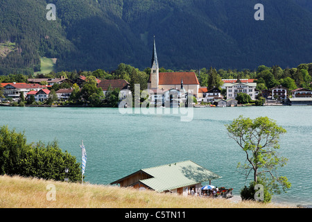 L'Allemagne, la Haute-Bavière, Tegernsee, vue de la ville, près du lac de Tegernsee Banque D'Images