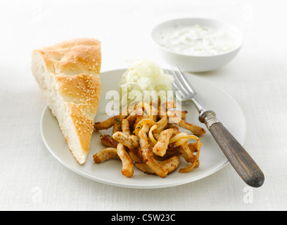 Du pain et des gyroscopes sur platine salade Banque D'Images