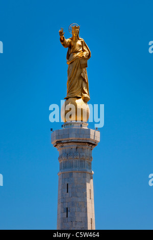 Vierge Marie surplombant port de Messine, Sicile Italie Banque D'Images