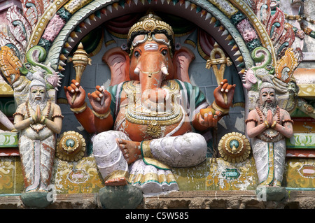 Dieu Éléphant Ganesh Temple Arunachaleswar Tiruvannamalai Tamil Nadu Inde du Sud Banque D'Images