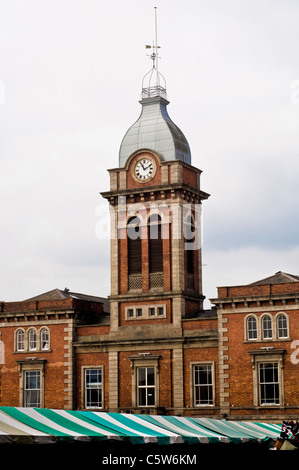 Marché de Chesterfield Hall et marché plein air. Banque D'Images