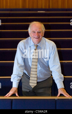 Portrait de l'animateur de télévision Johnny Ball. Banque D'Images