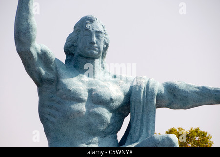 Statue de la paix de Nagasaki, Parc de la paix, Urakami, Nagasaki, Japon. Banque D'Images