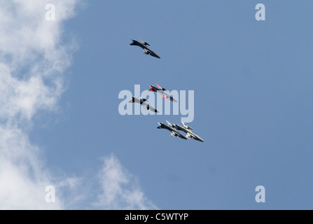 5 chasseurs Hawker Hunter RAF DISPLAY TEAM VIPER 02 Juillet 2011 Banque D'Images