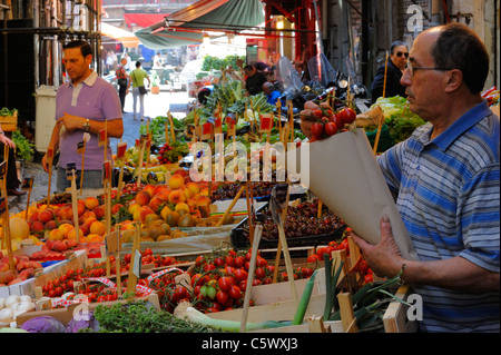 Mercato della Vucciria à Palerme Banque D'Images