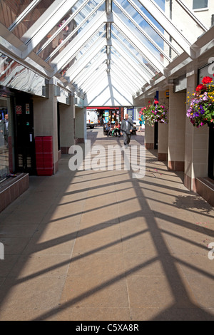 À l'intérieur de la Forge centre commercial, Stockton Heath, Cheshire Banque D'Images