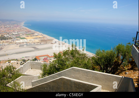 Prises d'air-port de Gibraltar de la roche. Banque D'Images