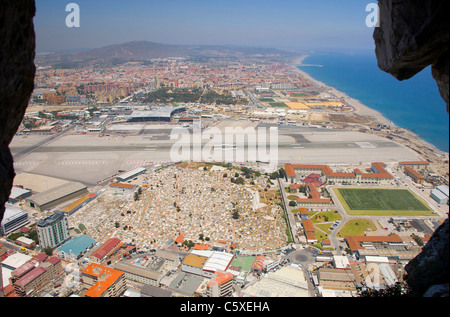 Prises d'air-port de Gibraltar de la roche. Banque D'Images